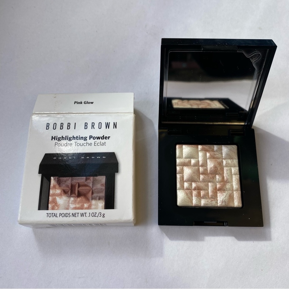 Bobbi Brown Highlighting Powder - Pink Glow